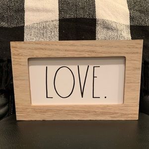 Rae Dunn Love Picture